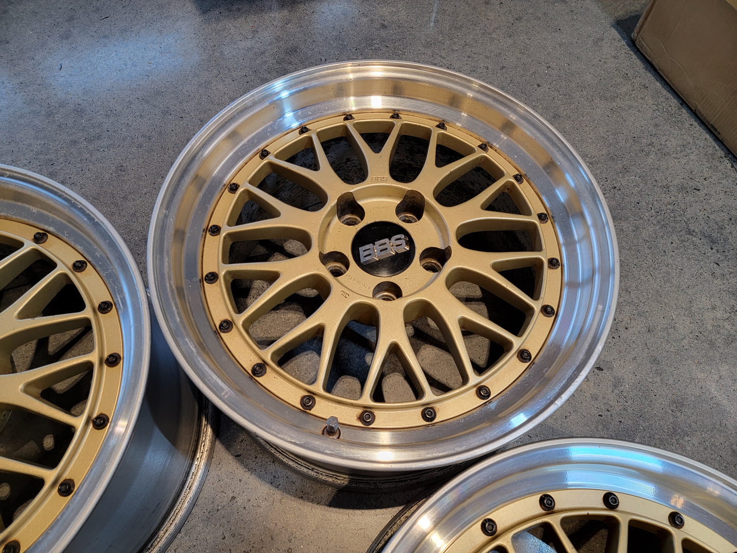 BBS LM 5X114.3 17x8 17x9 +40 LM075 LM074 Staggered Set of 4 Gold